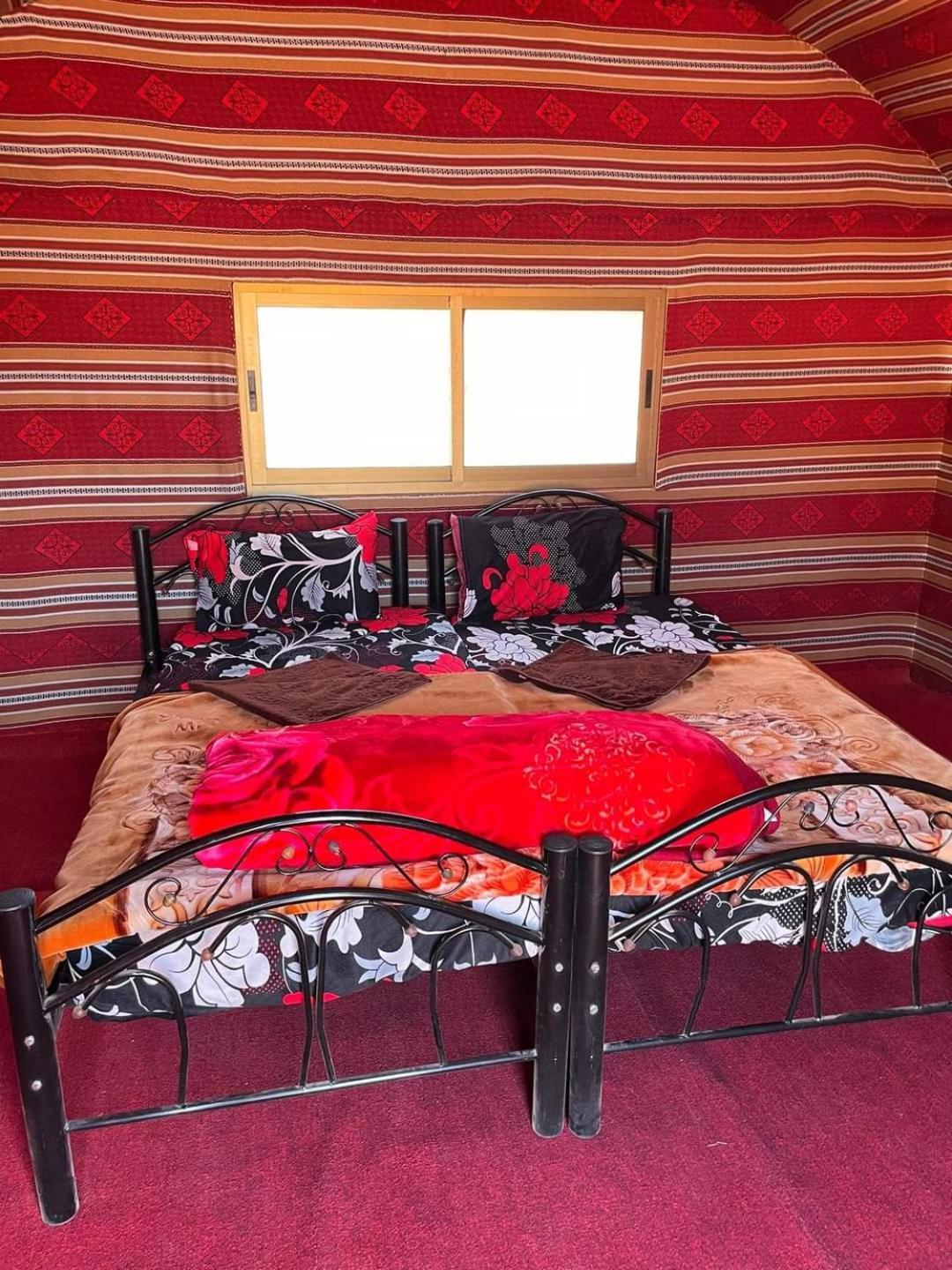 Wadi rum Local guide camp Camera foto
