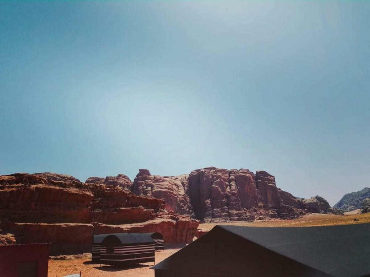 Wadi rum Local guide camp Esterno foto